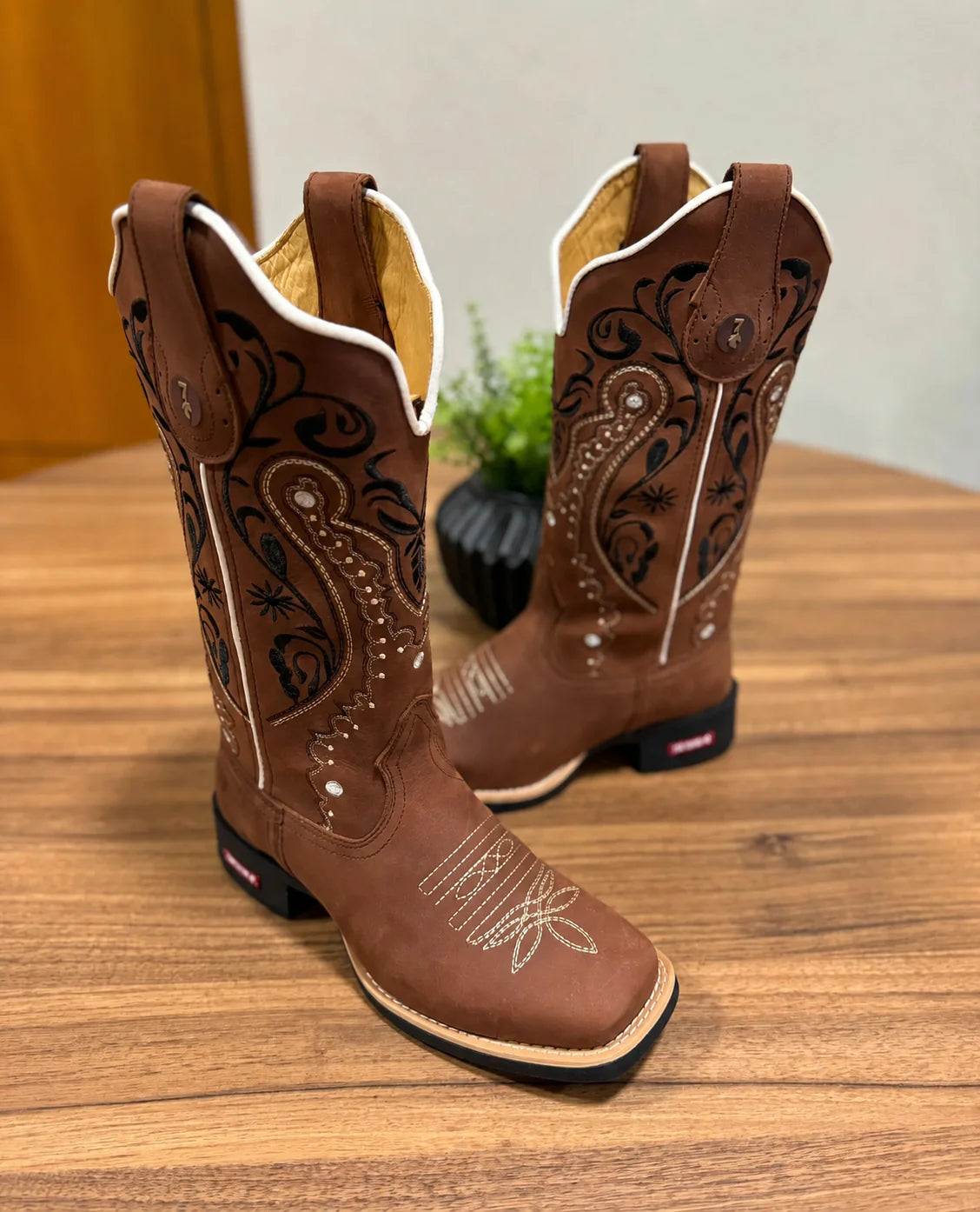 Bota Texana Feminina Tribal